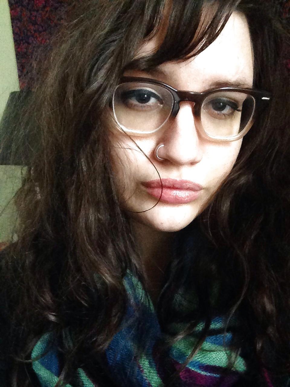 19P Nerd bbw with huge tits
