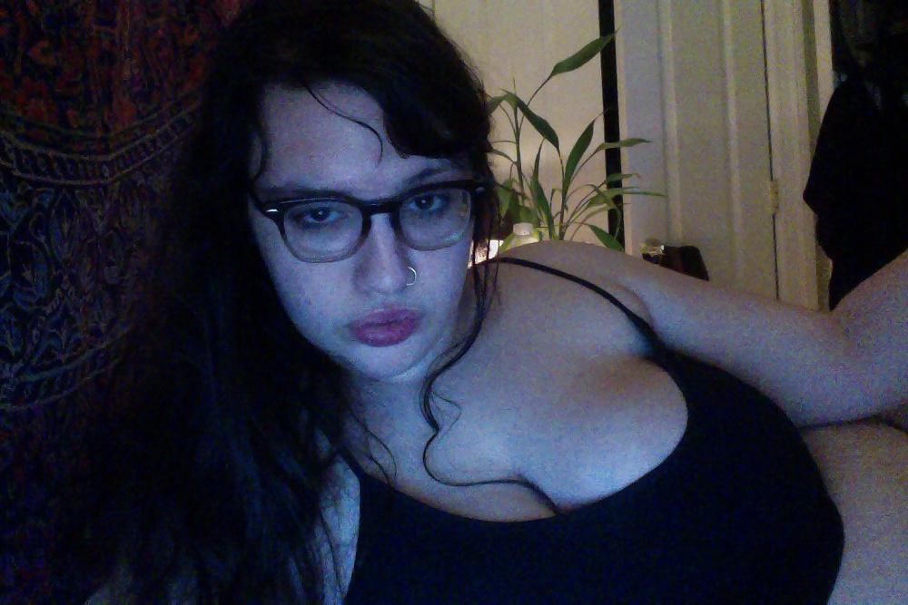 19P Nerd bbw with huge tits