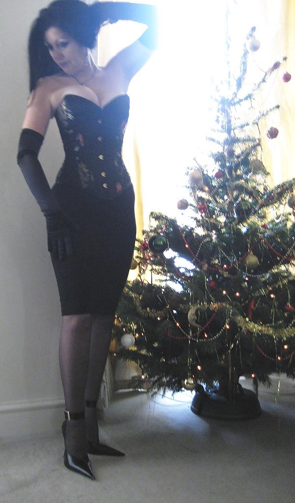 25P Classy Mistress