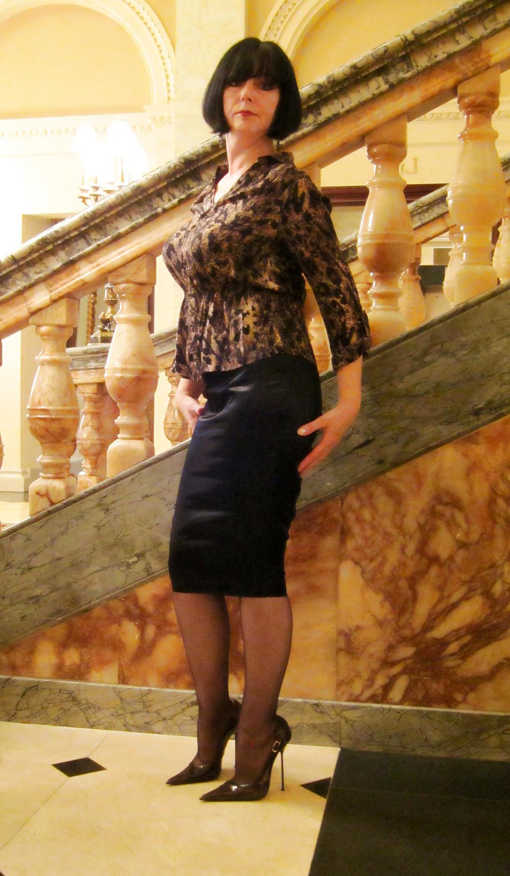 25P Classy Mistress