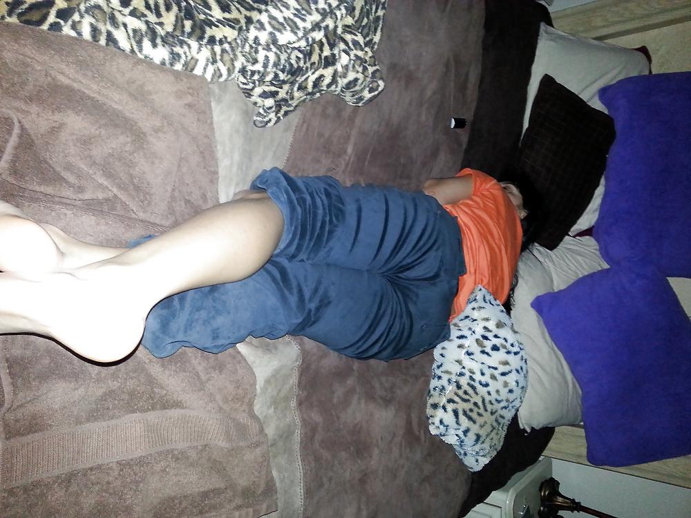 25P Ex girl feet and soles 
