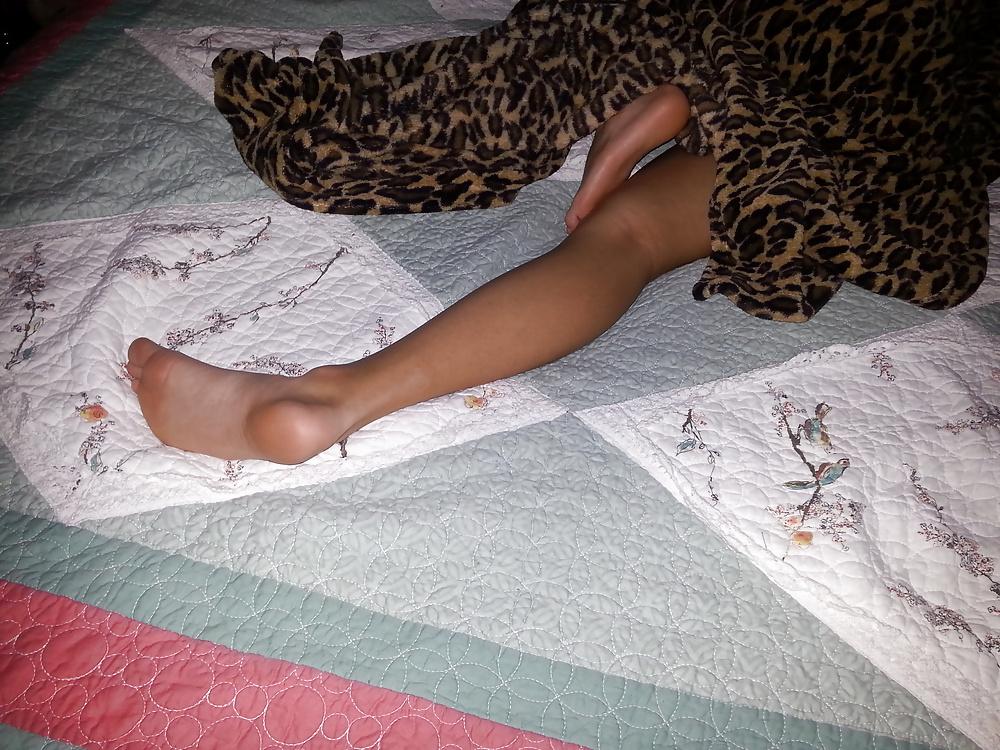 25P Ex girl feet and soles 