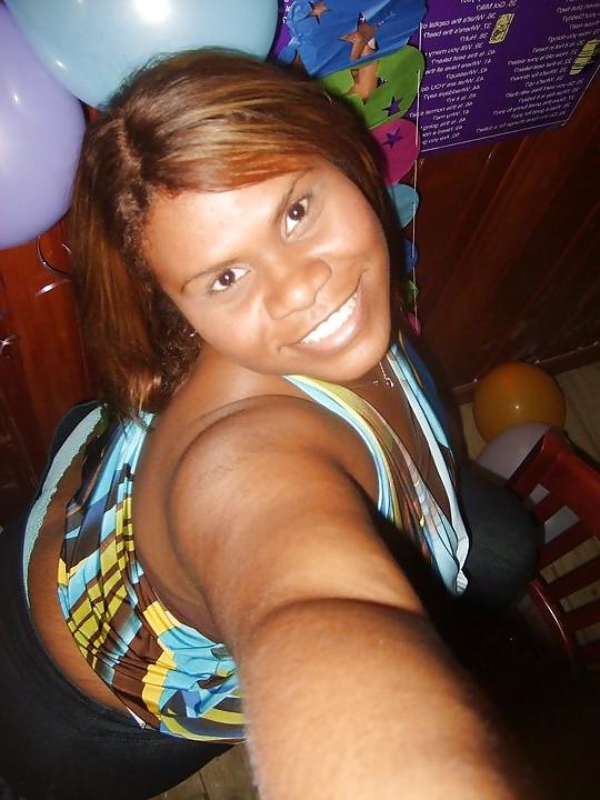 8P Caribbean bbw mom 2