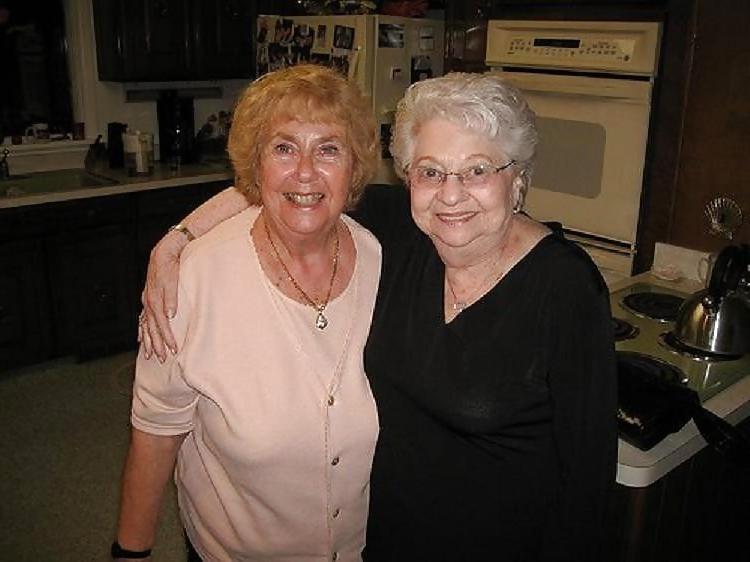 25P Mature BBW Grannies 2