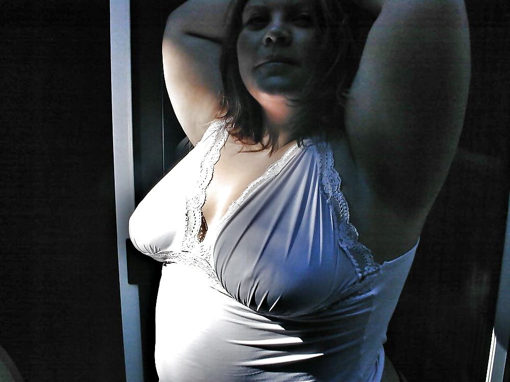 19P Bbw hottie