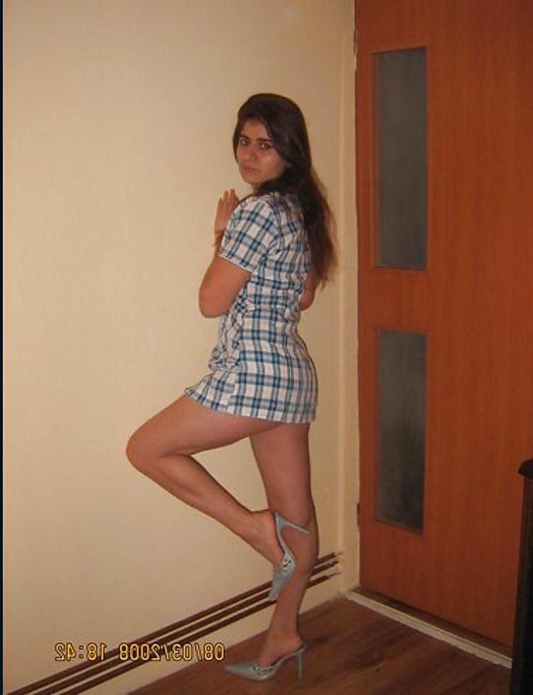 10P Arab turkish girl: aysen