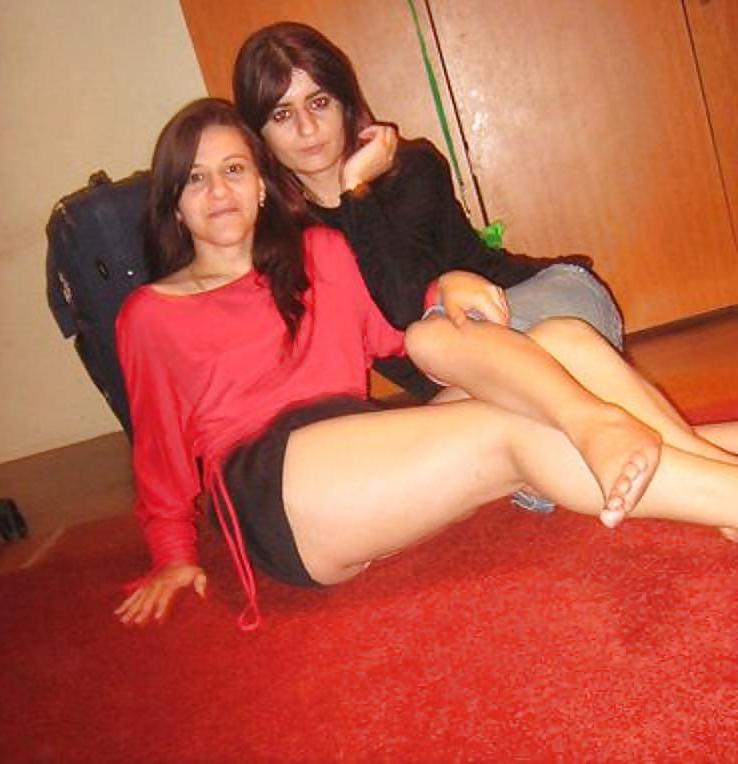 10P Arab turkish girl: aysen