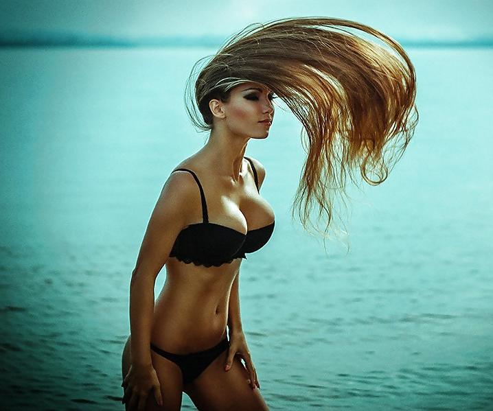25P Girls with long hair 6