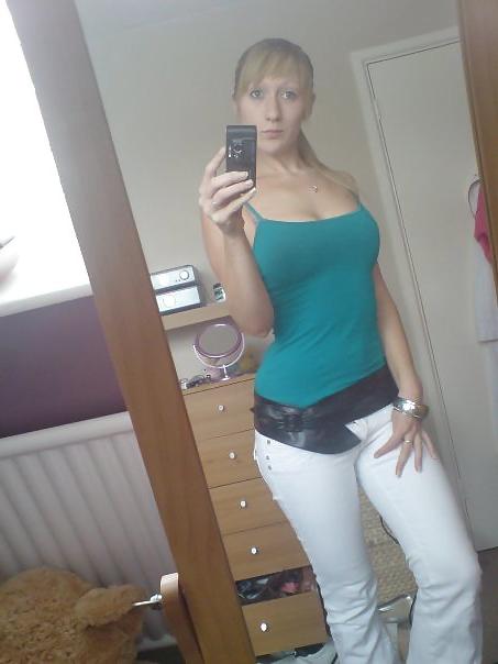 19P Redhead Teen
