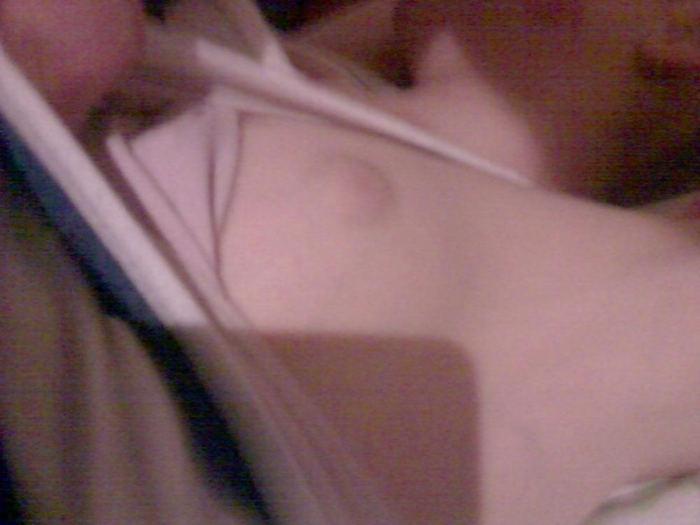 25P Girlfriends ass in the dark