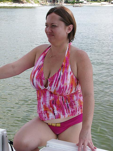 25P Swimsuit bikini bra bbw mature dressed teen big tits - 70