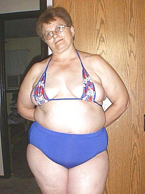 25P Swimsuit bikini bra bbw mature dressed teen big tits - 70