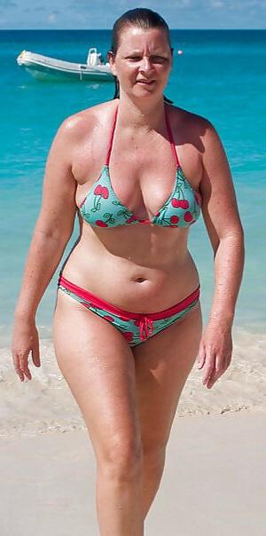 25P Swimsuit bikini bra bbw mature dressed teen big tits - 70
