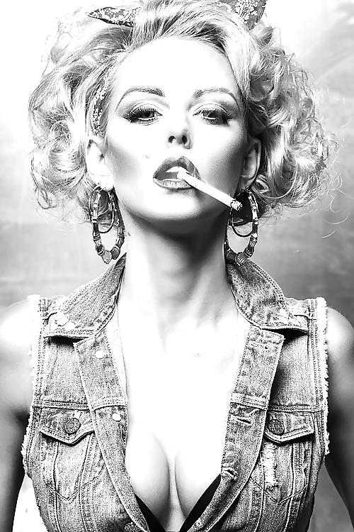 25P Smoking Fetish 2
