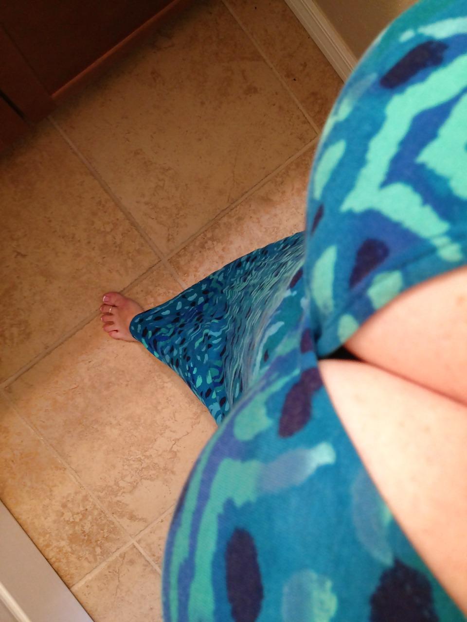 25P Mature feet pt 3