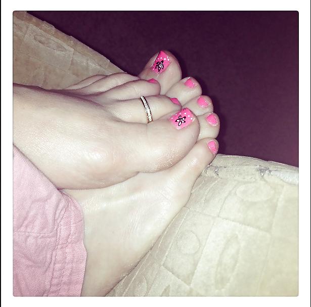 25P Mature feet pt 3