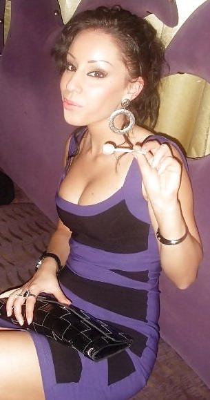 19P Sexy british mixed race party slut 