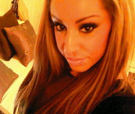 19P Sexy british mixed race party slut 