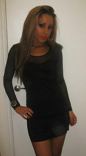19P Sexy british mixed race party slut 