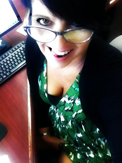 25P Naughty Milf - Office Slut