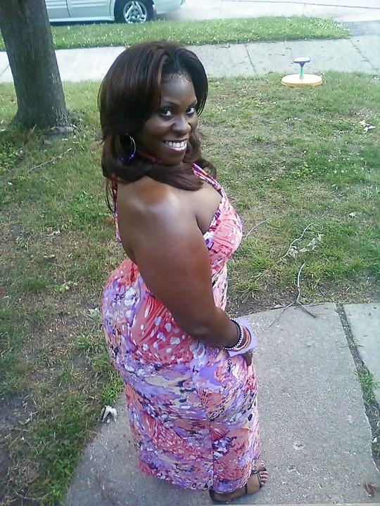 16P Big black booty big hips Vera 