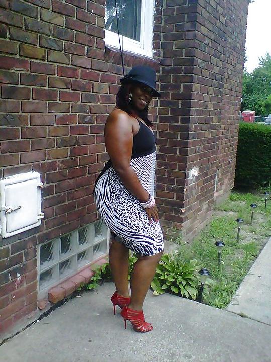 16P Big black booty big hips Vera 