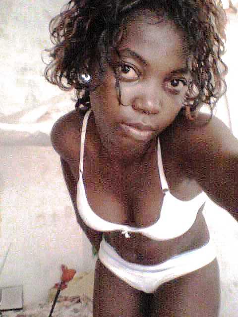 25P Hot black girl from Togo