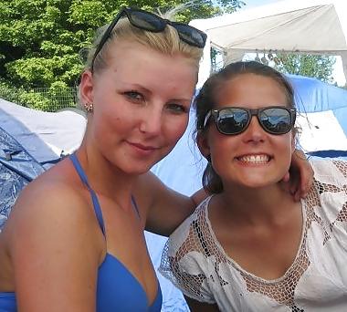 25P Danish teens-18-party beach 
