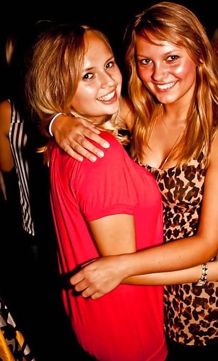 25P Danish teens-18-party beach 