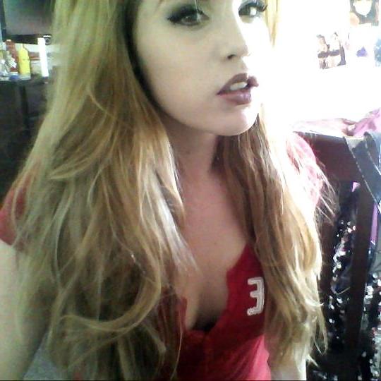 25P Some Cleavage shots