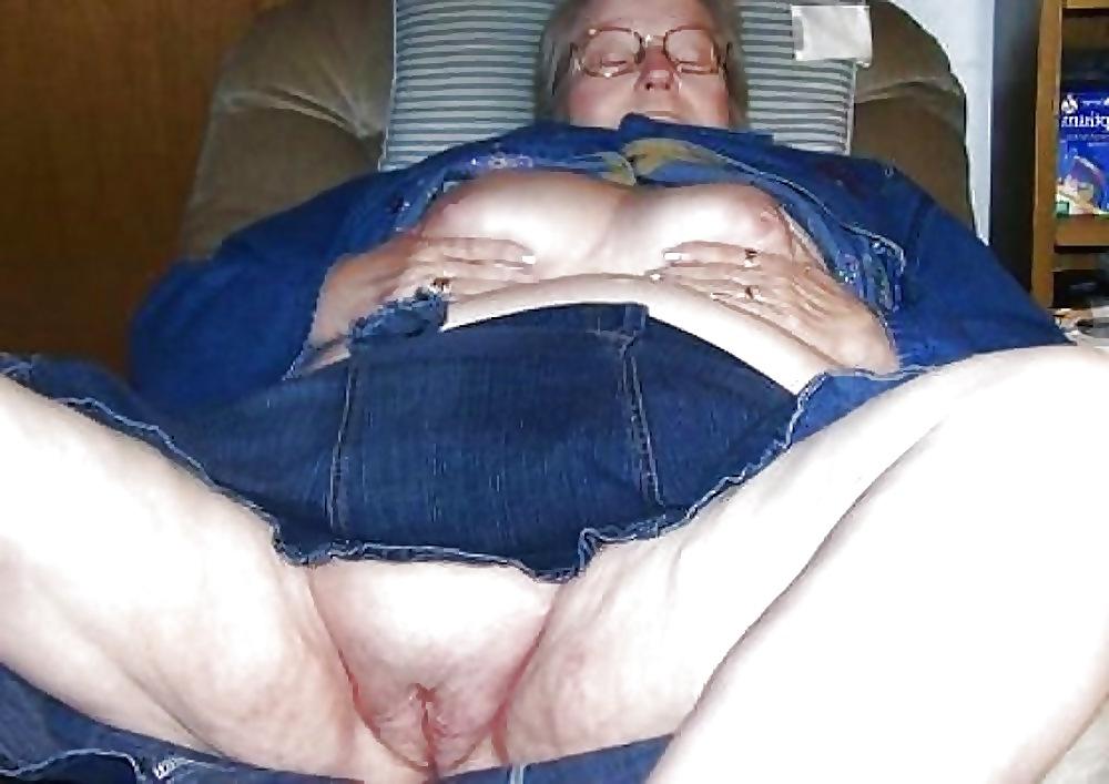 25P Grannies BBW Matures #56