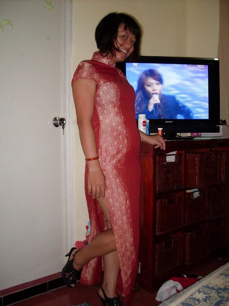20P Some Asian milfs fun -vietnamese friends fucked occasionally