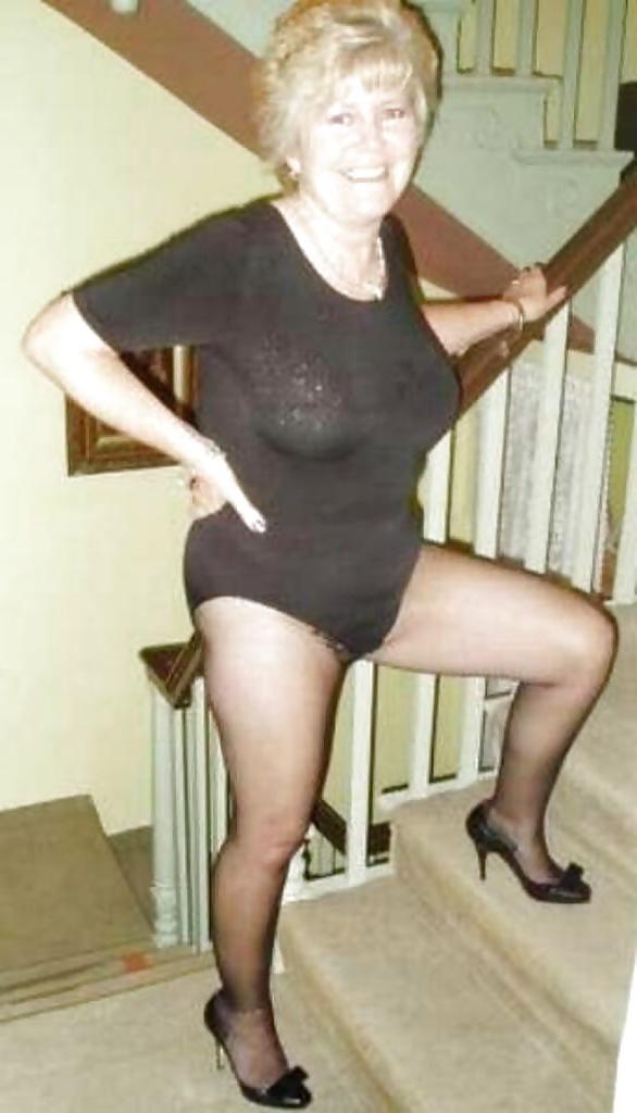 25P Classy Granny