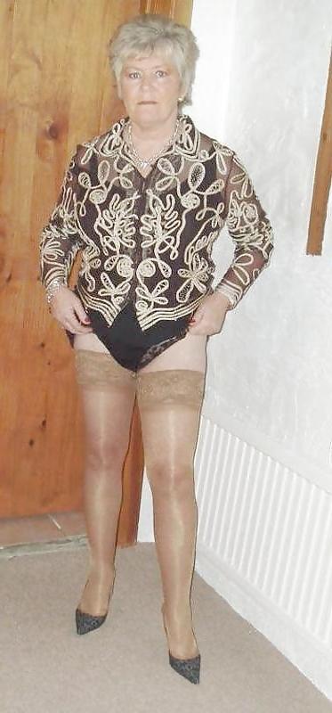 25P Classy Granny