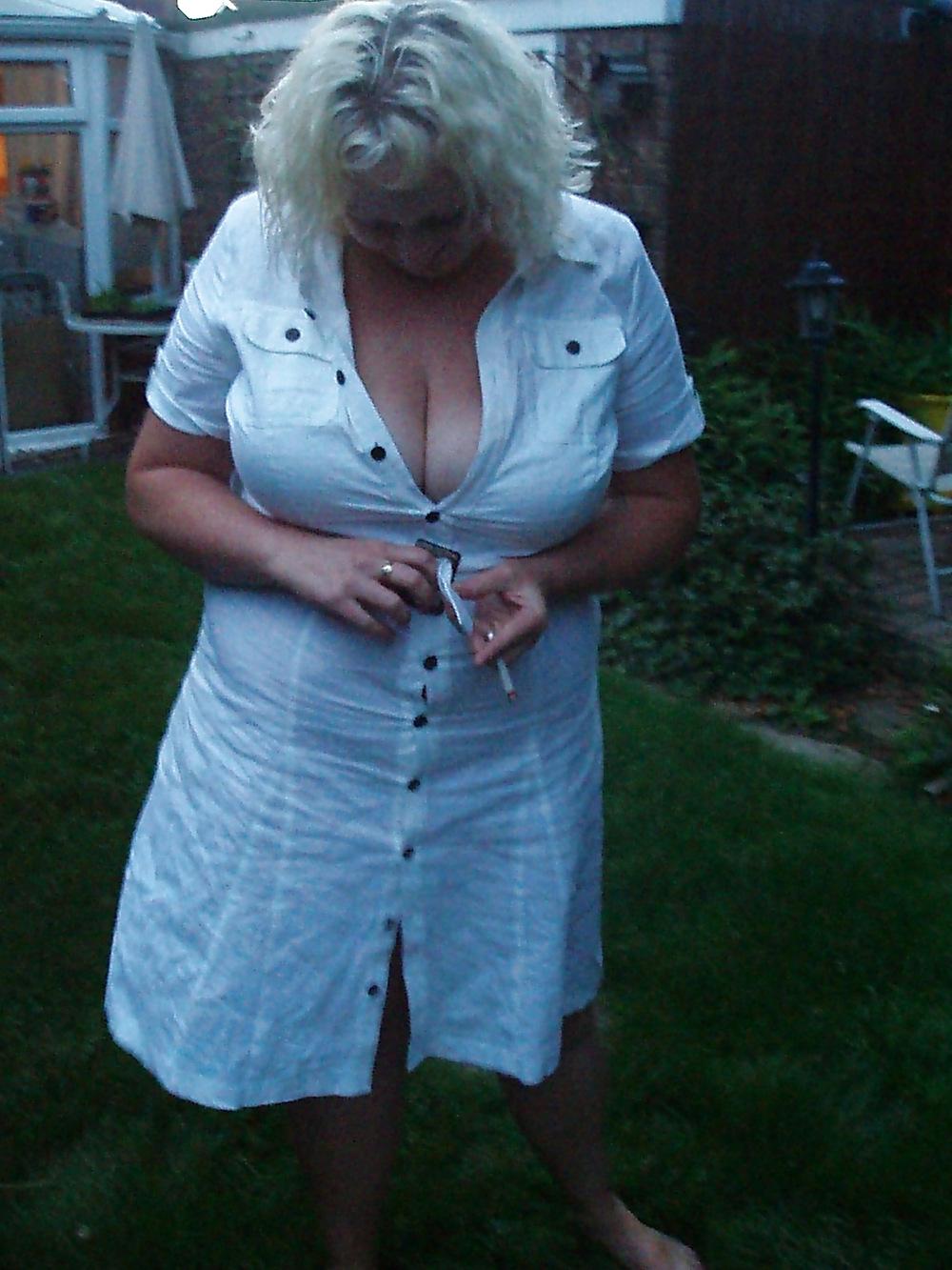 15P British BBW