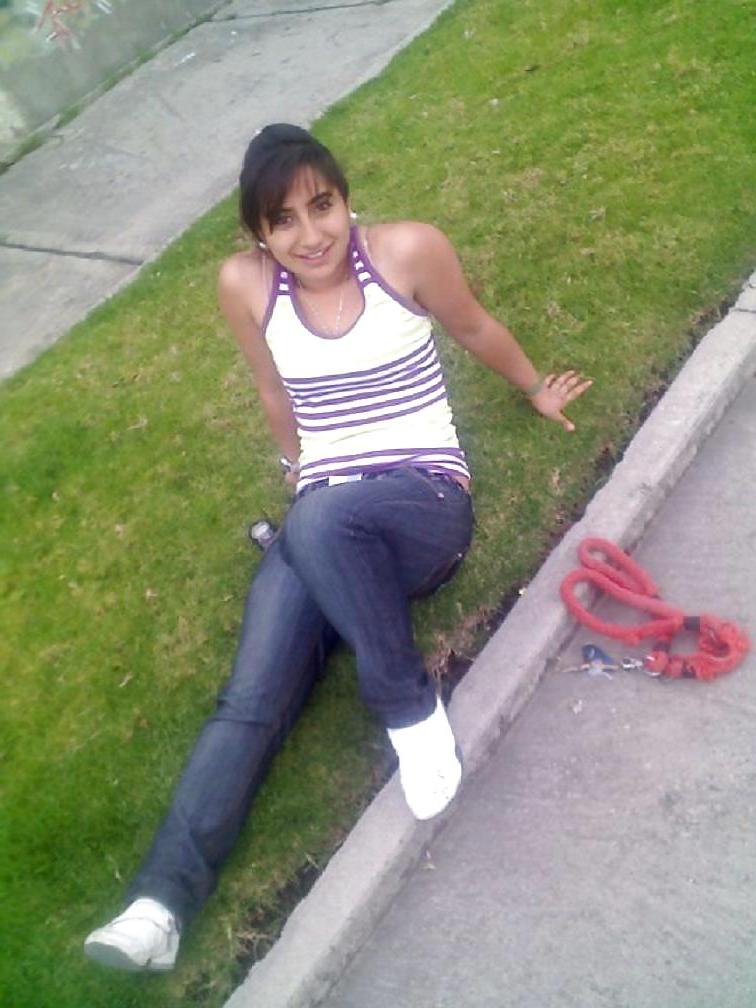 5P Turkish girl: aycan