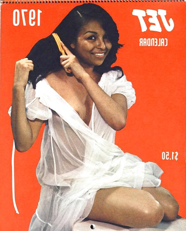 7P Classic Jet Calender Pinups