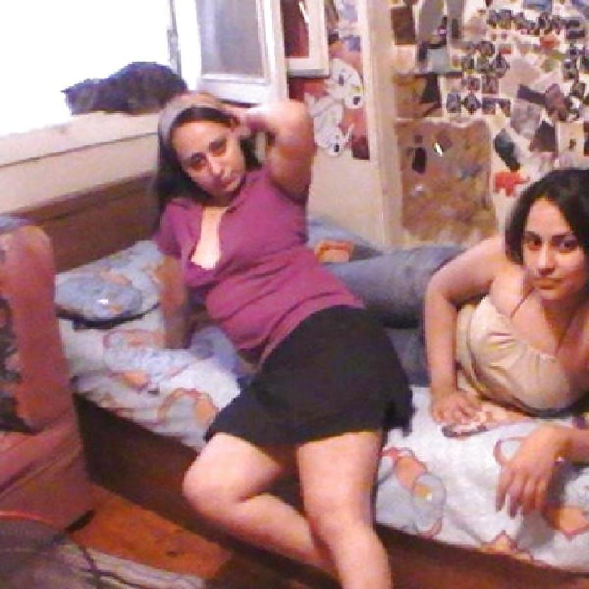 8P Arab turkish women 35