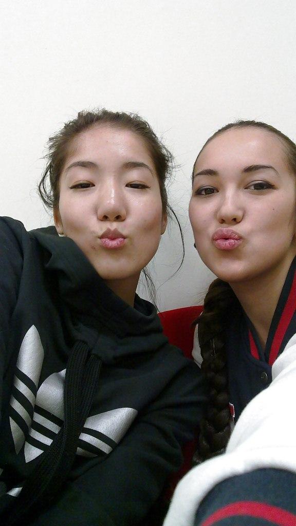 25P Asian kazakh beauty