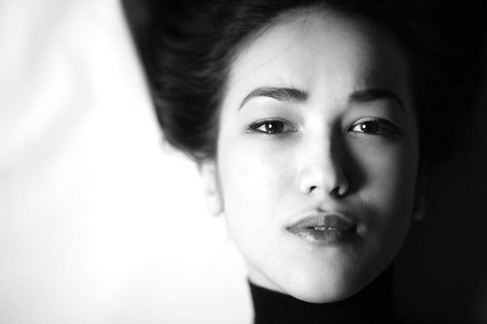 25P Asian kazakh beauty