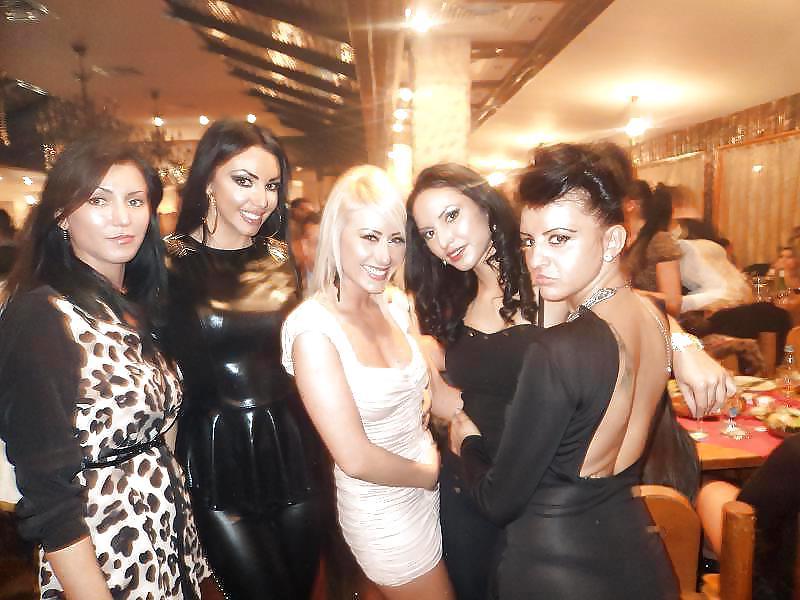 25P Arab-Turkish HOT ASS
