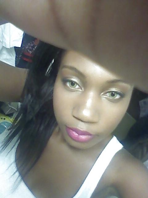 13P Black Girl Selfshot