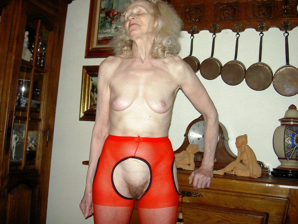9P Old granny  josee  my neighbor on visit 