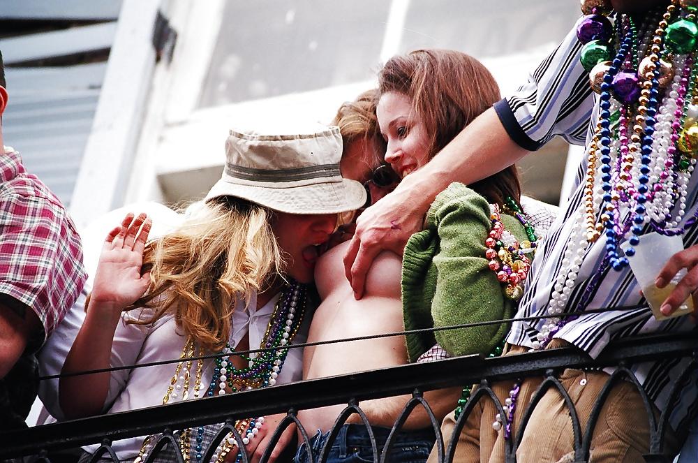 16P Titty flashers in public