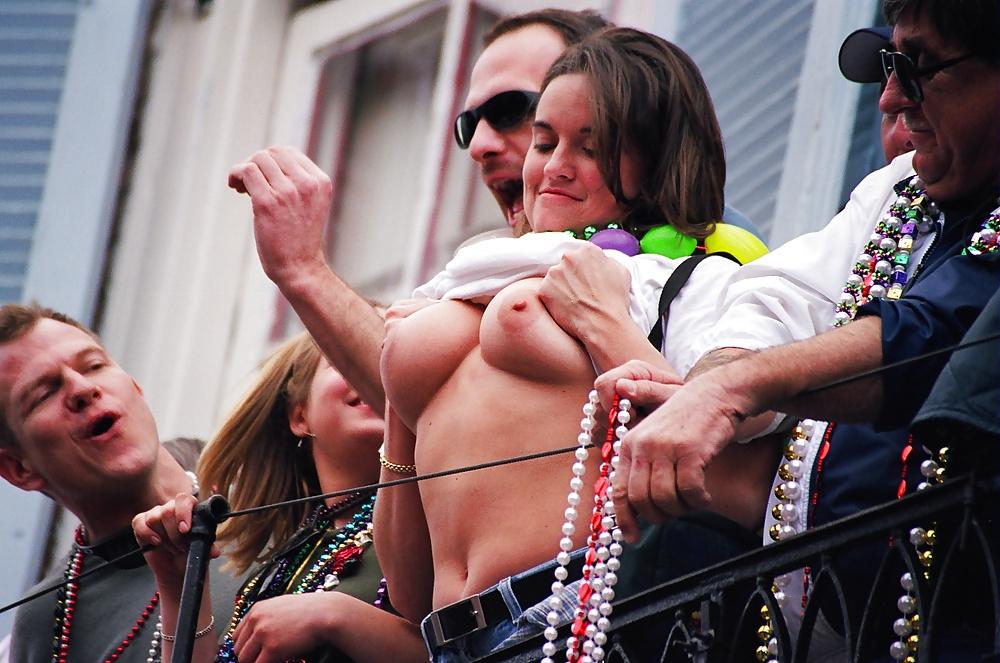 16P Titty flashers in public