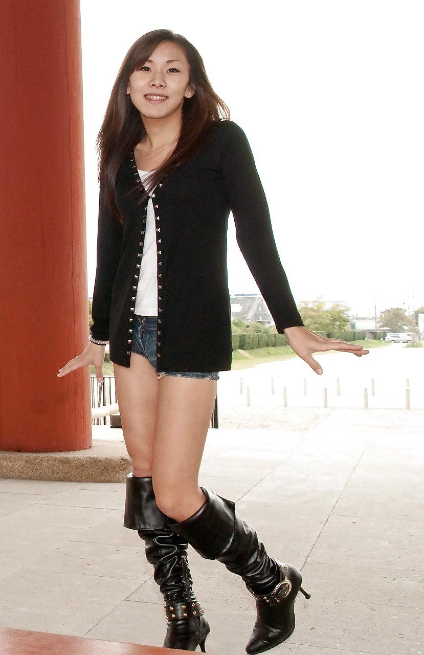 24P Karina a gorgeous Tranny Part 1