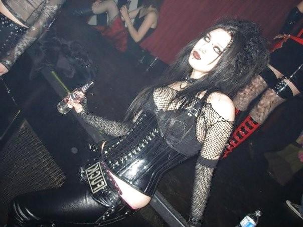 25P Gothic III