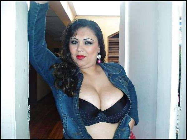 16P Arab bbw