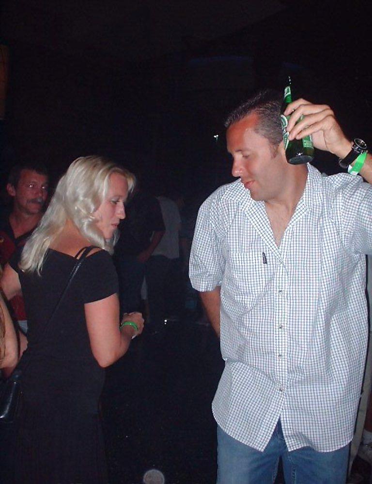 11P Dancing