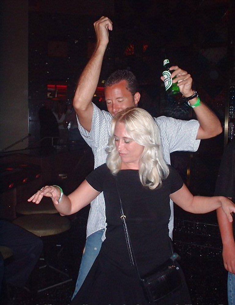 11P Dancing